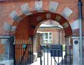 This attractive arch leads into a school on Beckenham Hill. Yes, it does say 'Keep the gate shut'